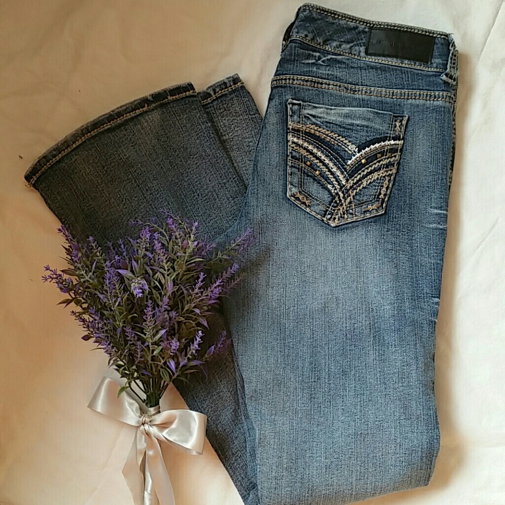 Twentyone Black Curvy Mid Rise Boot Cut Jeans